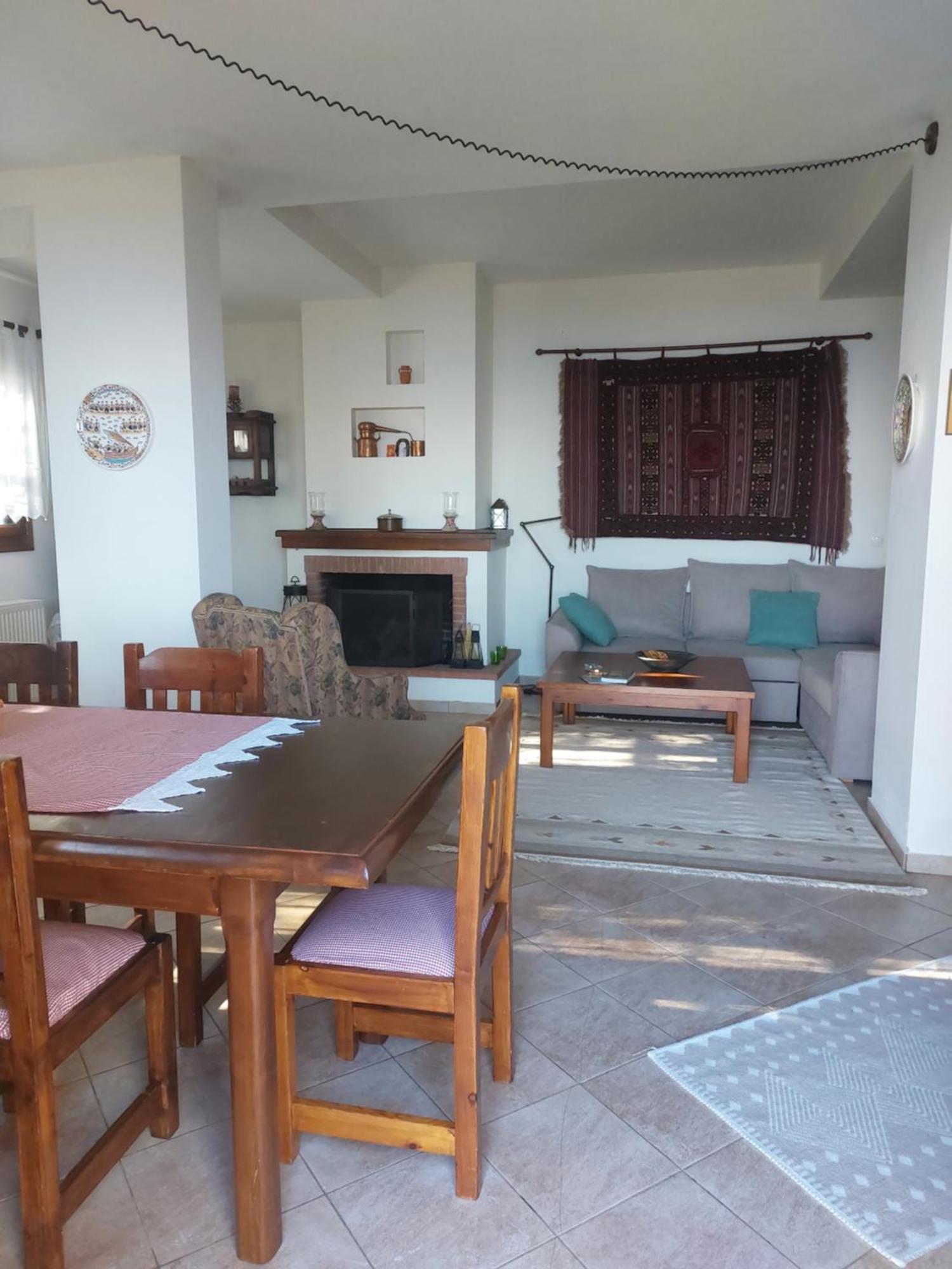 Θαλλώ Luxurious Villa Tsagkarada Dış mekan fotoğraf