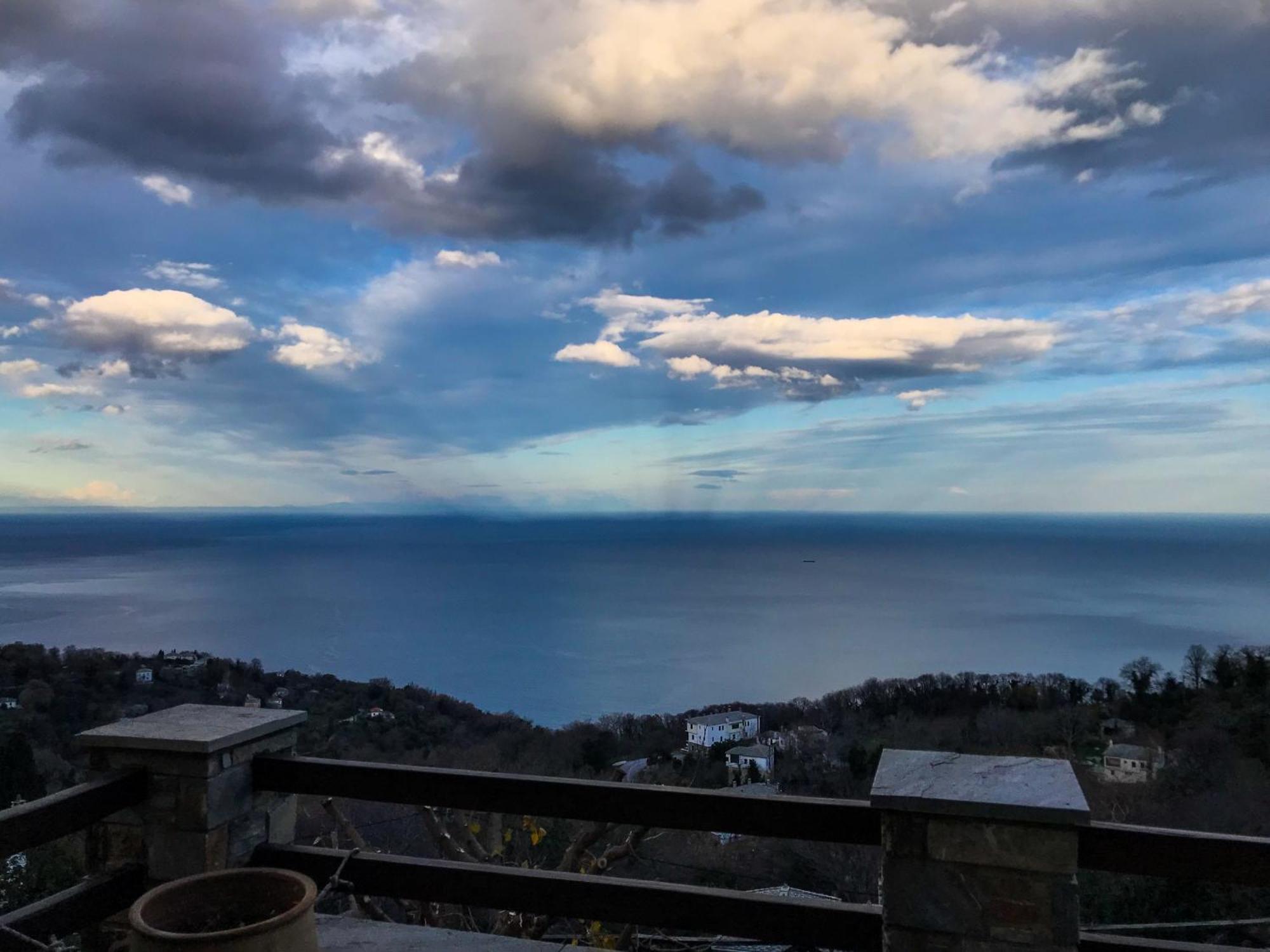 Θαλλώ Luxurious Villa Tsagkarada Dış mekan fotoğraf