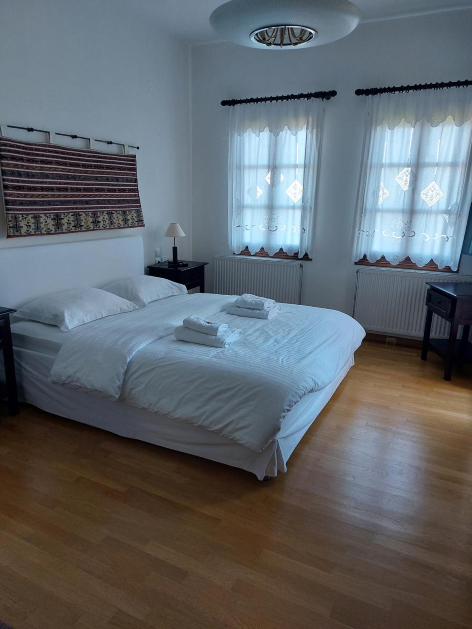 Θαλλώ Luxurious Villa Tsagkarada Oda fotoğraf